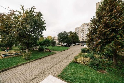 Продаж 4-кімнатної квартири з чудовим видом на місто