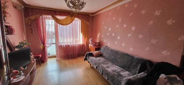 Продається 3-х кімнатна квартира від ВЛАСНИКА БЕЗ КОМІСІЇ !
