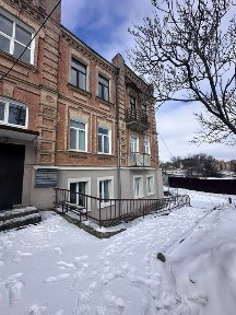 Продаж 3-кімнатної квартири в ЦЕНТРІ міста