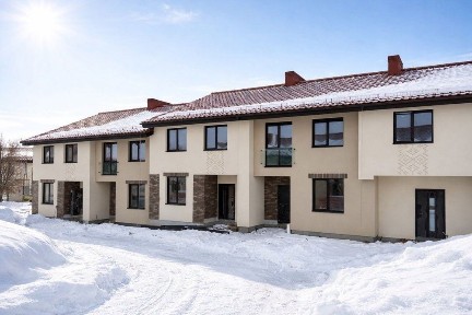 Продаж 2 поверхового таунхауса з ділянкою на 1.6 сотки, 111 кв. м, 4 кімнати, на вул. Березова 54А • ID 33943452