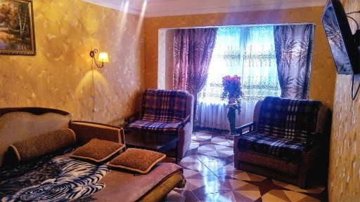 м. КПИ, Охматдет, своя, евро, комнаты раздельные.