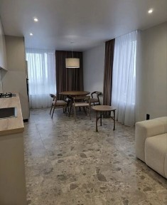 Продається 2 кімнатна квартира на пр. Цегельний