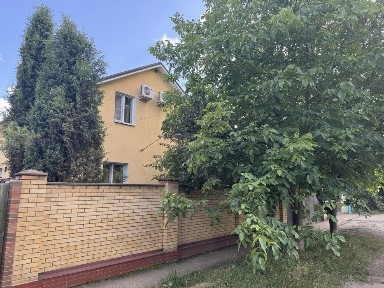 Будинок Роменська Зручне Розташування