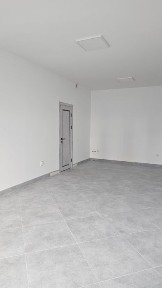 Здається комерційне приміщення на вул. Руська 213Б, площа 27 кв. м • ID 34048696