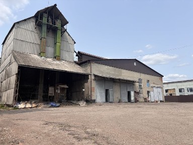 Продам окрему виробничу базу м. Зіньків 760м2 млин/елеватор