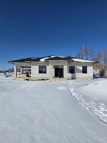 Продаж сучасного будинку 152 м² з ділянкою 10,5 сот в Зарічанах поруч газ