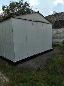 Продам ділянку з будинком під знесення