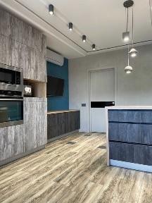 Продаж 2к квартири 81.2 кв. м