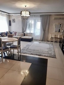 Продам 2 к в центрі. Терміново! Розглядаємо всі пропозиції по ціні