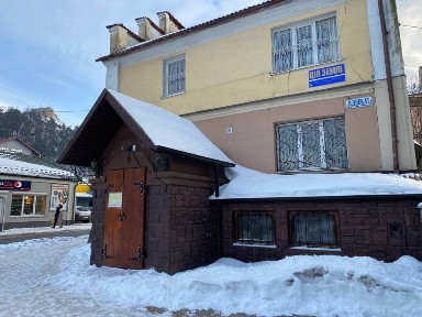 Здається в оренду цокольне приміщення в самому центрі міста