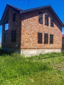 Продаж будинку у Радехові.