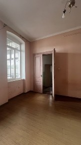 Чернівці, Головна 96