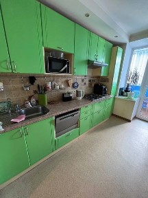 Київ, Святошинський, вулиця Хмельницька 10