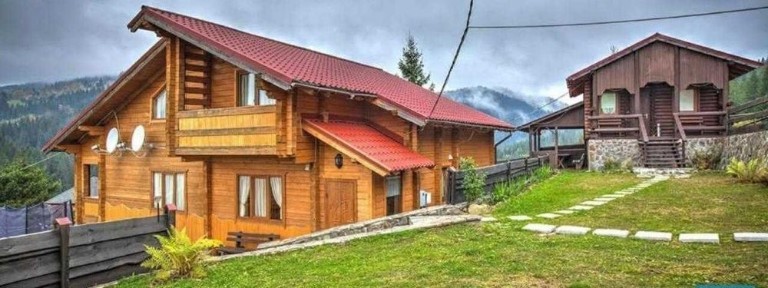 Продаж садиби в Яблуниці біля Буковелю - для душі та бізнесу