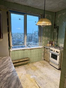 Продаж 3 кім. квартири, Конний ринок