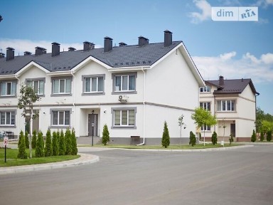 Продаж 2 поверхового таунхауса з ділянкою на 2 сотки, 80 кв. м, 2 кімнати, на вул. Ясна • ID 33999928