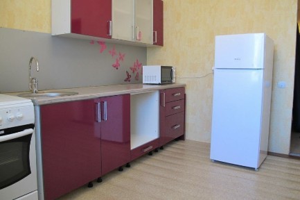 1-кімнатна квартира подобово 37 м², 3-я Слобідська вул., 26