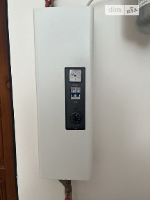 Шептицького Андрія Митрополита вулиця, район Центр, Тернопіль, вул. Шептицького Андрія Митрополита, чотириповерхова будівля • ID 32729428