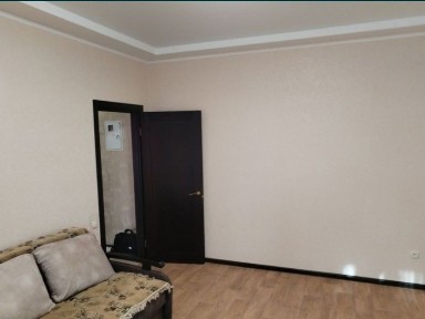 Сдам 1-2-3х к комн комнатную кв-ру 12000