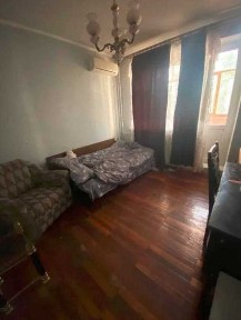Продам 3-кімнатну квартиру на Олексіївці біля метро 