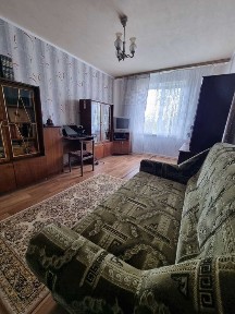 Продаж квартири Валки, 3 кімнати (торг)