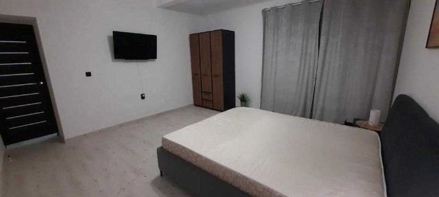 Оренда 1 кімнатної квартири вул Євгена Гладишевського 10