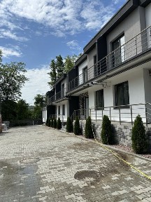 Продається таунхаус з ремонтом