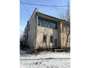 Частина нежитлової будівлі, 343 м², вул. Героїв України (Теплична), 11