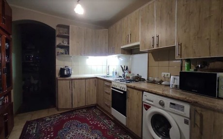 Продаж 3к квартири 99.5 кв. м на вул. Академіка Сергія Корольова