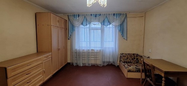 Здам 1 кім квартиру в центрі міста.