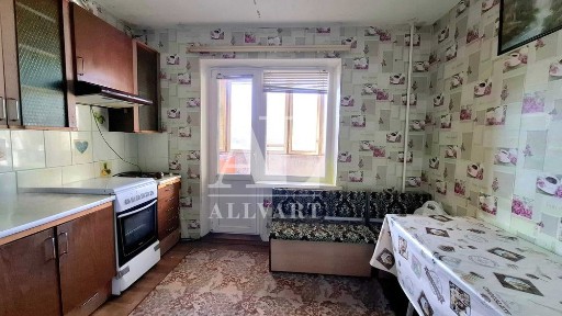 Продаж 3к квартири 2 пов., під ремонт, вул Оноре де Бальзака, Троєщина