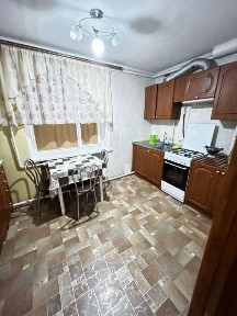 ПродАється 3 кім. квартира з ремонтом. м. Городище. Працюємо по деж. програмам