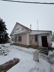 Київська область, Червоне Поле