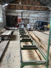 Деревообробне господарство в 50 км від Києва