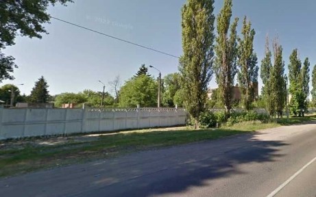 1880м2+52 сот фасад довжиною 100 метрів поруч ЖД