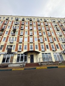 Продаж великоі 1к квартири з ремонтом
