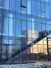 Срочная продажа : офис 95 кв. м. в сданном бизнес -центре ЖК ITown