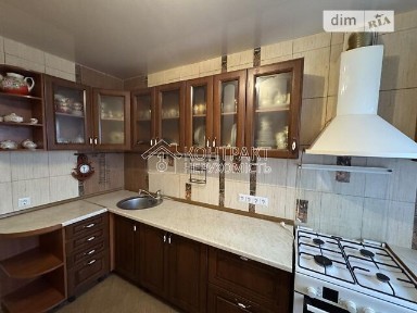 Довготривала оренда 3к квартири на вул. Свинаренка Петра 18 • ID 33837422