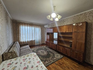 2х квартира пр. Б. Хмельницкого, Строителей, для семьи без животных