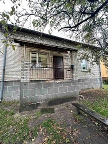 Продаж цегляного будинку м. Соснівка