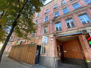 Продаж офісного приміщення 114 кв. м. на 5 поверсі на вул. Січових Стрільців 21, п'ятиповерхова будівля • ID 33501123