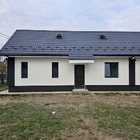 Тарасівка, Абрикосова 30