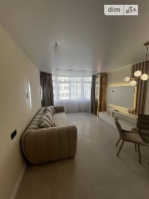 Продаж 2к квартири 81 кв. м на вул. Смакули 8 • ID 34044390