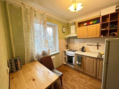 Квартира біля метро Т. Шевченка вул. Оболонська 31