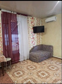 Здається трикімнатна квартира