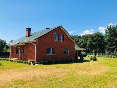 Продається затишній будинок в Ровжах, біля моря. 40 км від Києва