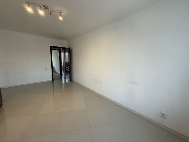 Здам 2 кімнатну квартиру по вул Космонавтів