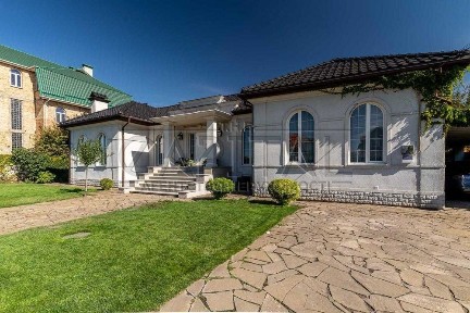 Київська область, Гатне