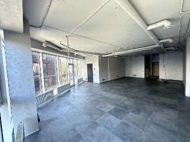 ЖК Манхеттен сдам комерческое помещение без комисии