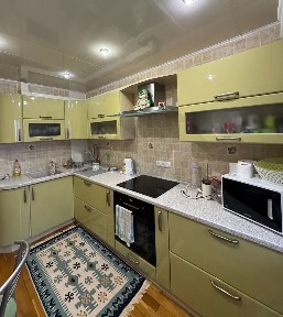Продаж 3-кімнатної квартири 70 м², Робітнича вул., 65
